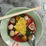 ลูกชิ้นปลานายโส่ย -