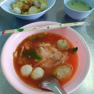 เจ้านาย ลูกชิ้นปลา พุทธมณฑลสาย1