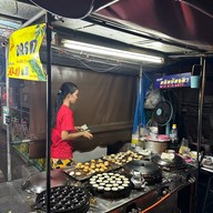 ขนมครกเจ๊แดง