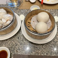 เมนูของร้าน เก๋าแดง by เชฟป้อม -