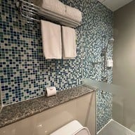 โรงแรมเซ็นทรา บายเซ็นทาราศูนย์ราชการและคอนเวนชันเซ็นเตอร์ แจ้งวัฒนะ