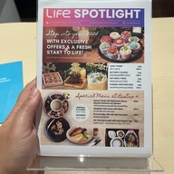 โรงแรมเซ็นทรา บายเซ็นทาราศูนย์ราชการและคอนเวนชันเซ็นเตอร์ แจ้งวัฒนะ