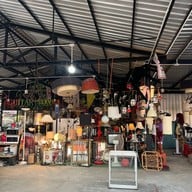 ตลาดปัฐวิกรณ์