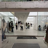 บรรยากาศ Emis Myeongdong