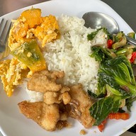 ข้าวแกงเจ้ตุ๊กนายแกละสาย 4