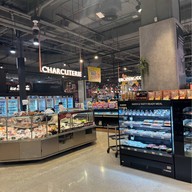 Tops Food Hall เซ็นทรัลเวิลด์