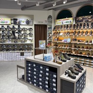 บรรยากาศ MABC Mart SE Myeongdonggil Branch