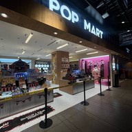 บรรยากาศ POP MART 台北三創店