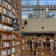 บรรยากาศ Starfield Library