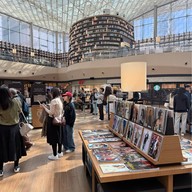บรรยากาศ Starfield Library