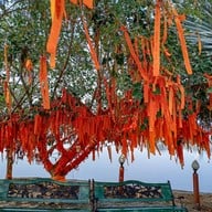 วัดติโลกอาราม กลางกว๊านพะเยา