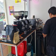 บรรยากาศ BLURR.Coffee Nonthaburi Thailand