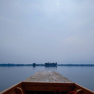 วัดติโลกอาราม กลางกว๊านพะเยา