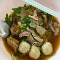 โตเกาเหลาเนื้อหนองมน