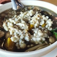 ส้มตำลุงพล วัดอู่ตะเภา