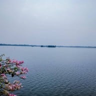 วัดติโลกอาราม กลางกว๊านพะเยา