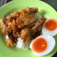 ร้านข้าวหมูทอด