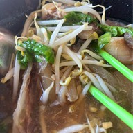 เกาเหลาเนื้อกิ่งเพชร