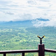 ผาเก็บตะวัน