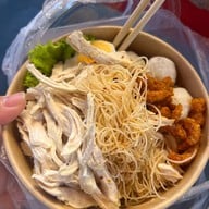 พชร หมี่ไก่ฉีก & ข้าว ชา กาแฟ