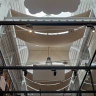 บรรยากาศ The Red House