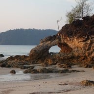 บรรยากาศ หินทะลุ อ่าวเขาควาย