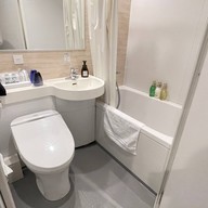 Grids Tokyo Ueno Hotel & Hoste