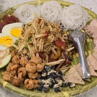 เมนูของร้าน ครัวเมืองเว้ ลาว ญวน ลาดกระบัง