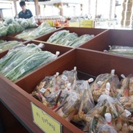 หมูวรรณา สาขาวังมะนาว