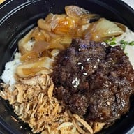 Shinkanzen Sushi เซ็นจูรี่ ซอยรางน้ำ ชั้น1