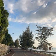 ถนนเฉลิมบูรพาชลทิศ