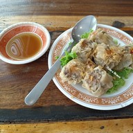 ร้านซัวเถาบางรัก เชิงสะพานภูมิพล1 ฝั่งสุขสวัสดิ์