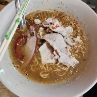 นายต่อ อร่อยบอกต่อ