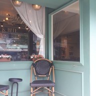 หน้าร้าน Rectangular Cafe @Rangsit