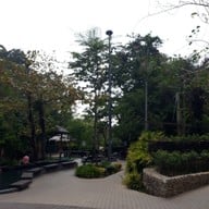 บรรยากาศ บ่อน้ำร้อนรักษะวาริน
