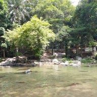 บรรยากาศ บ่อน้ำร้อนรักษะวาริน