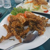 เฌอริ คาเฟ่