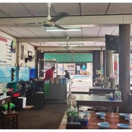 เลิศรส ก๋วยเตี๋ยวเป็ดตุ๋น เจ้าเก่าพนัสนิคม