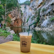 มุมลับภูผาแรด Car Coffee