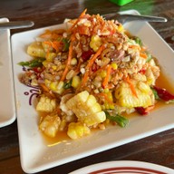 เมนูของร้าน อีสานริมหาด เขาหลัก