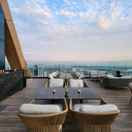 บรรยากาศ Level 50 by SEE FAH Grande Centre Point Lumphini