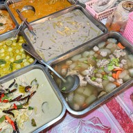 ร้านแกงป้าศรี ตลาดจันทร์เจริญ วัดเสด็จ