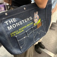 Pop Mart Hongyi Plaza