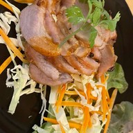 แซ่บคั๊ก 8 ริ้ว ส้มตำ