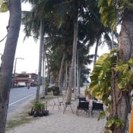 บรรยากาศ หาดบ้านกรูด