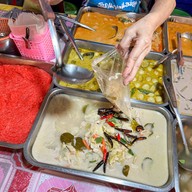 ร้านแกงป้าศรี ตลาดจันทร์เจริญ วัดเสด็จ