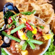 ส้มตำจินดา