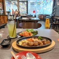เมนูของร้าน Hatyai Sashimi โลตัส พัทลุง