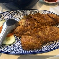J&T restaurant ระนอง
