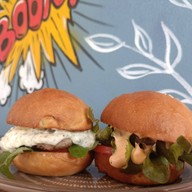 เมนูของร้าน Boom's Burger นครนายก